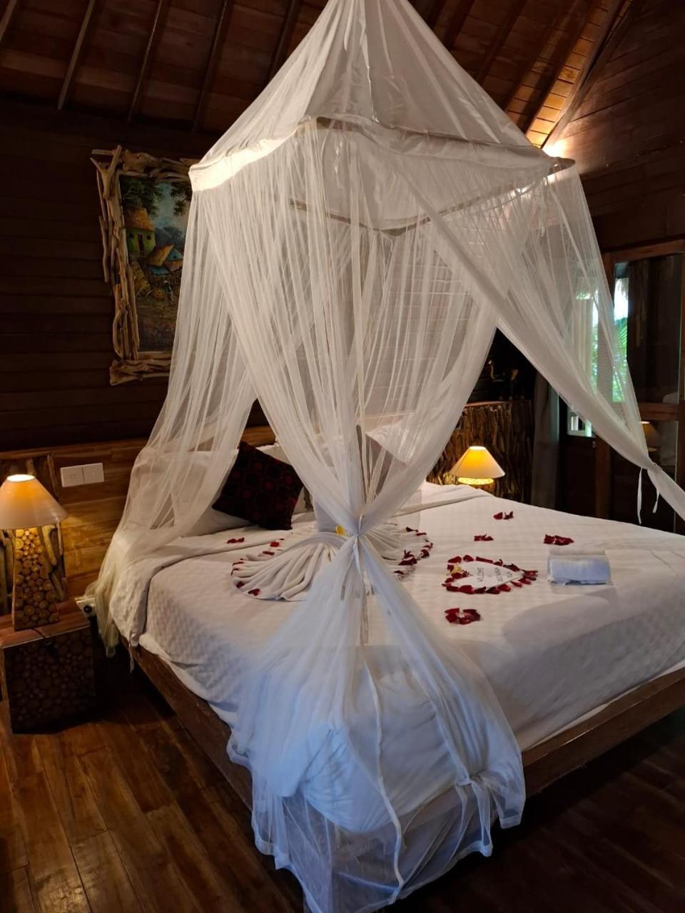 Ubud Virgin Villa Exterior foto