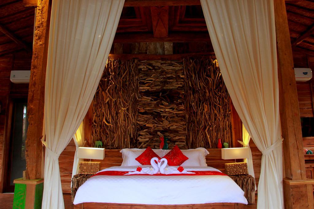 Ubud Virgin Villa Exterior foto